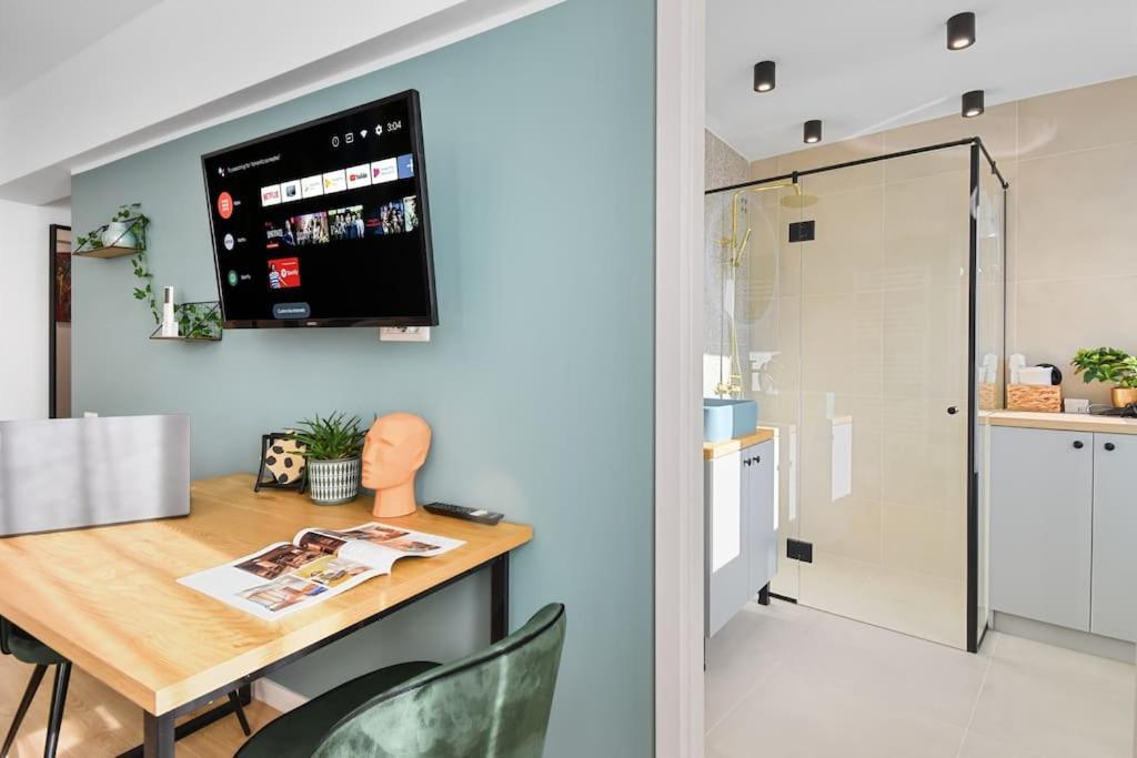 Mysa Modern Studio * Near Cismigiu Park * Netflix Bukarest Exteriör bild